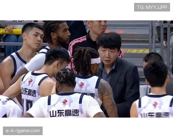 山东泰山新赛季危机：内部矛盾激化，引援不力战术体系崩溃或成致命短板