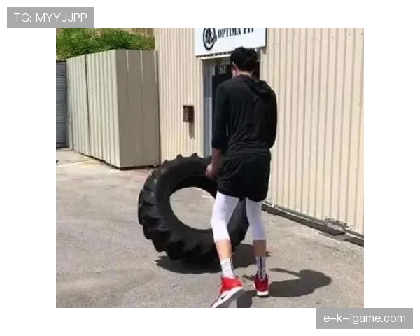 易建联家门口那几辆车，我数到怀疑人生